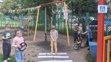 Чтобы избежать трагедии, учим правила дорожного движения! Чтобы избежать трагедии, учим правила дорожного движения!.