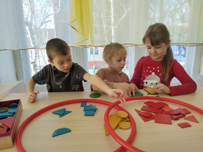 Неделя "Знатоки математики" Неделя "Знатоки математики".