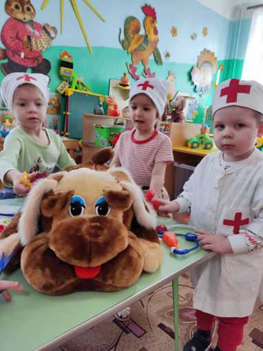 Играем в больницу для животных Играем в больницу для животных.